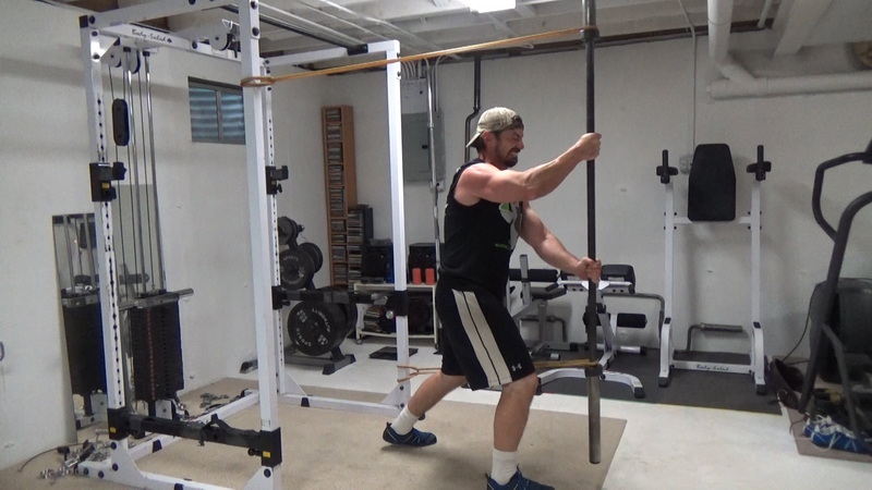 Propeller Pallof Presses With an Olympic Bar 3