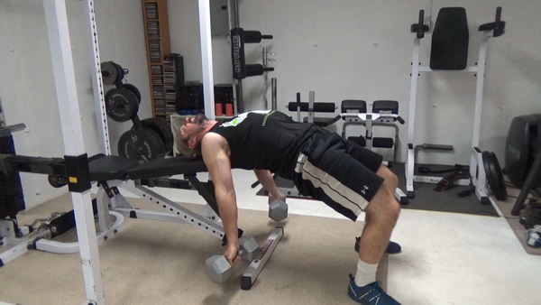 Bench-End Dynamic Incline Dumbbell Curls - Full Stretch