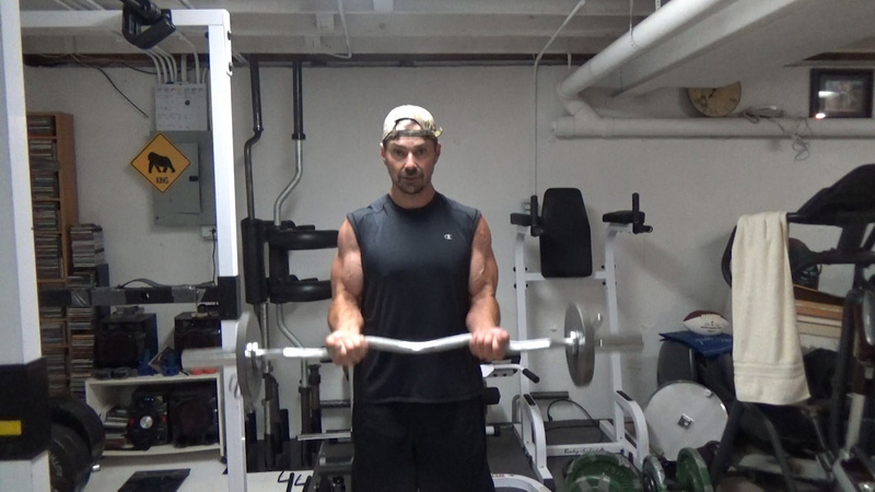 A simple EZ Bar Hack for Greater Bicep Activation Middle