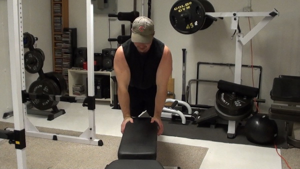 Carve Definition Into Your Chest With Push-In Bench Push-Ups Top