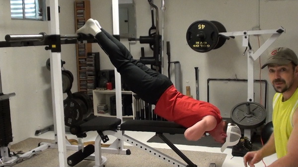 The Best Bodyweight Upper Chest Exercise - Bench Clench Push-Ups Bottom