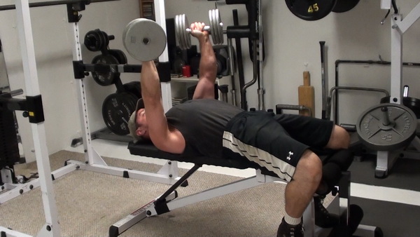 Mass Up Your Chest With This Continuous Time-Under-Tension In-Set Superset