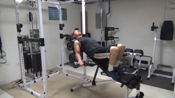 Positions of Flexion Incline Dumbell Curls one quarter up