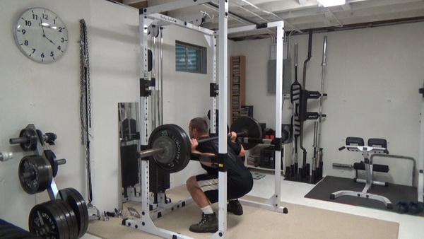Up-And-Down-The-Rack Squats For Building Bigger Legs