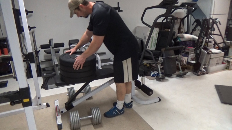 Chest-Supported One-Arm Dumbbell Rows Setup