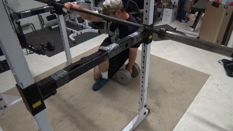 Gluteus Medius Single Leg Squats For Building The Glutes Front