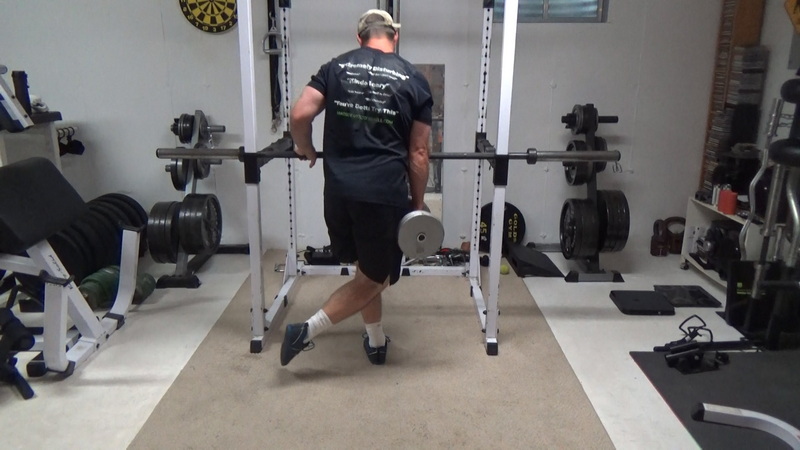 Gluteus Medius Single Leg Squats For Building The Glutes Middle