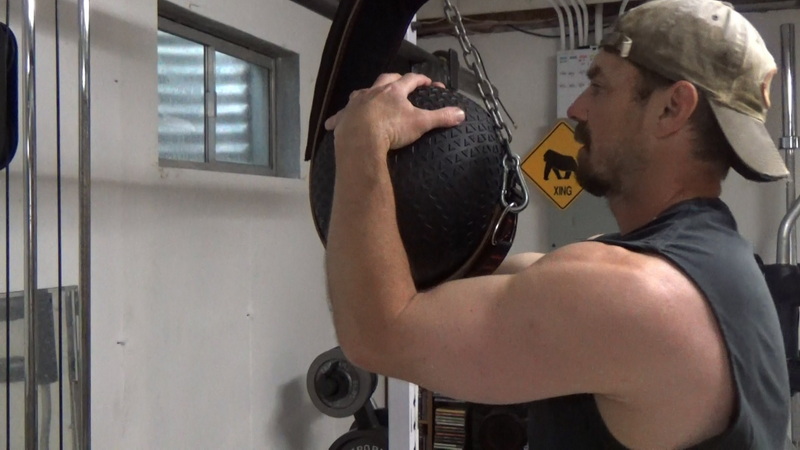 Hanging Slam Ball Pull-Ups and Pulldowns for Forearms Setup3