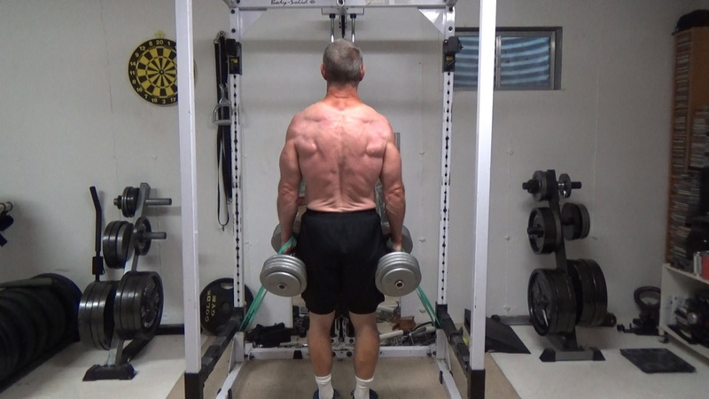 Band-Dumbbell Shrugs for Bigger Middle Traps